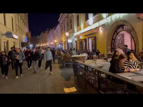 Pécs by Night – Pécs belvárosa megtelt a terasznyitás első napjára