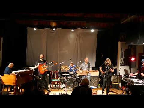 Club d'Elf feat. Bow Thayer & John Medeski: I Wish I Was in Heaven Sitting Down
