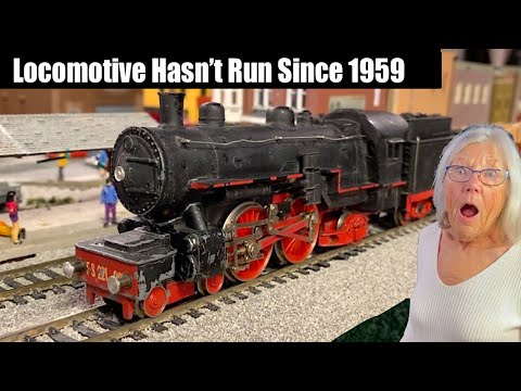 Getting Granny's HO Train Running for the First time in 60 Years!