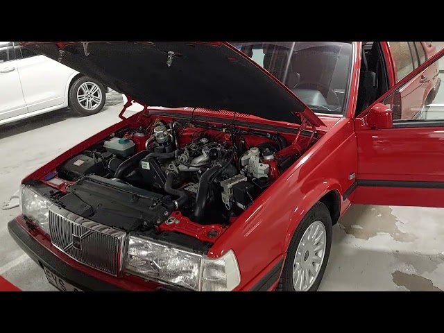 934631 Volvo 944 2.3 - 1998