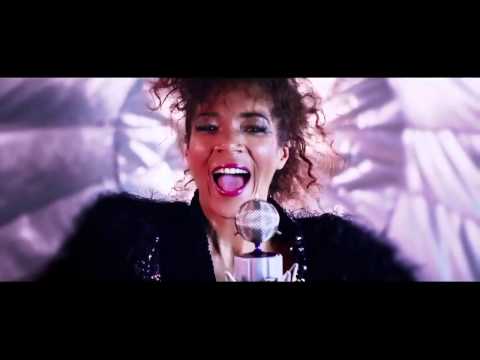 Alex C feat Yass vs Sky   L'Amour Toujours Guenta K  Video Edit