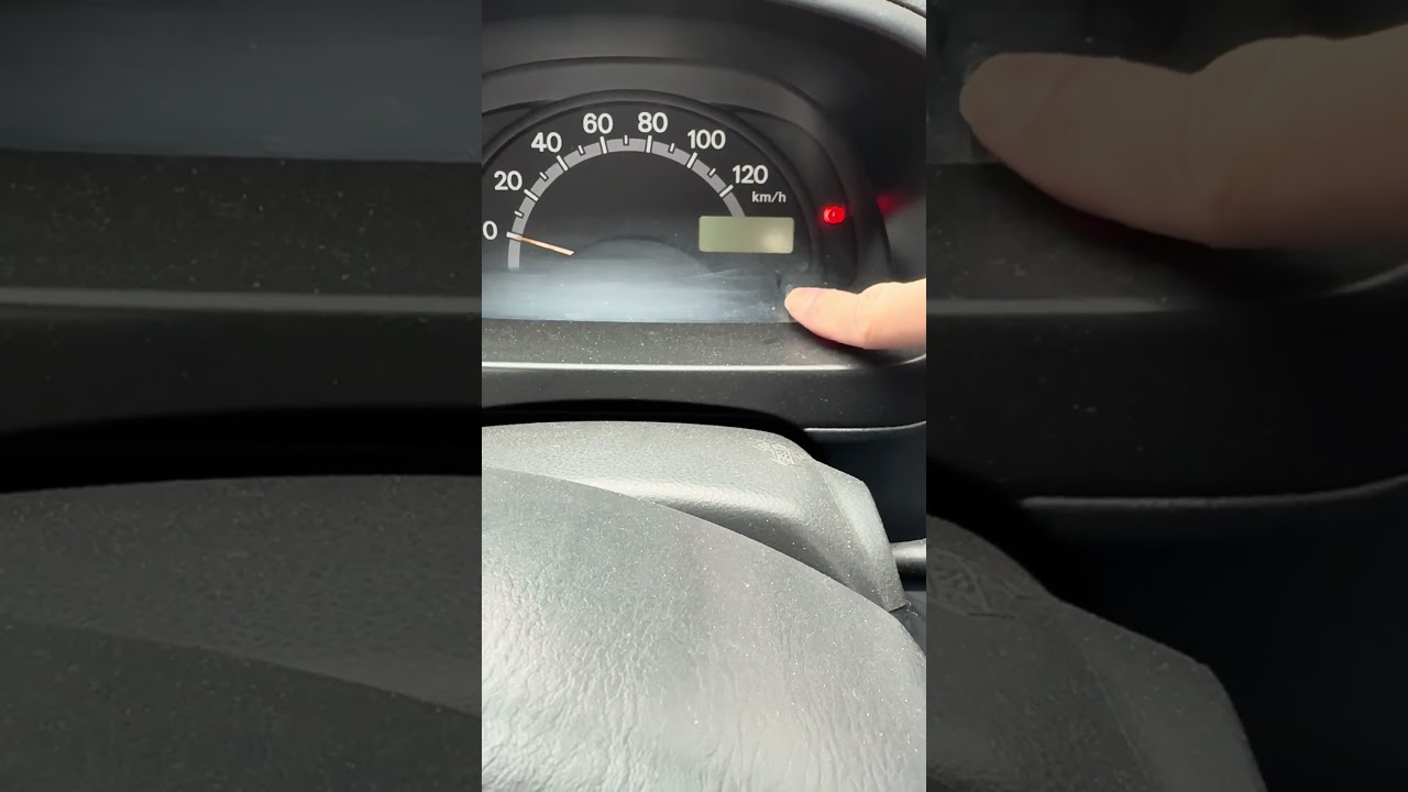 むむ、、このメーターは、、交換しようにも生産終了、、どうする？