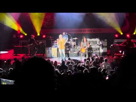 Slash and Chris Robinson “The Pusher” LIVE at The Greek 07/13/24