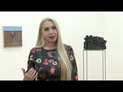 PARFUME NGA SAIMIRA DAKO - AKUARELI, MAGJIA E PENELIT