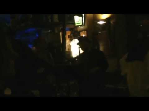 Ed Sheeran in Thinking Out Loud (Hi-Five Messina) 22 Maggio '15 all'Irish Pub di Ganzirri.