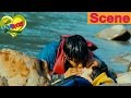 Sundeep Kishan Saves Regina Cassandra From An Accident Routine Love Story Movie Scenes