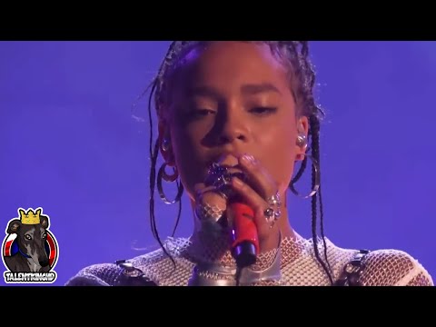America's Got Talent 2022 Sara James Semi Finals Week 3 Full Performance & Intro