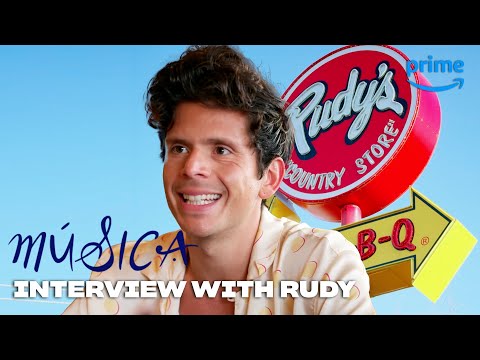 Thumbnail of the video: Eating with Rudy Manusco at SXSW