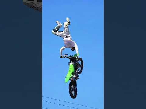 Motorcyclestuntshow.#motorcycle#stunt#extremesports#USA#foryou