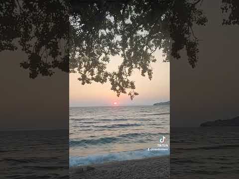 Sunset at Zivogorsce Beach #sanah #slowacki #hymn #juliuszslowacki  #croatia #zivogosce #sunset