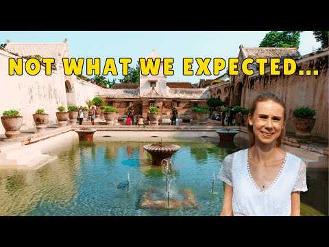 First Impressions of Yogyakarta 🇮🇩 | BEST Things To Do