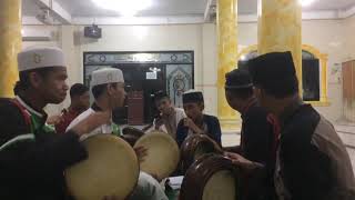 Download lagu Sholatullah versi 'Adek Berjilbab Ungu' mp3