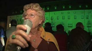 preview picture of video 'Spectacle son et lumière de l'Abbaye - Réactions après le spectacle'