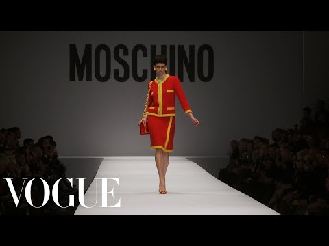 Moschino Fall 2014 Ready-to-Wear - Fashion Show - Style.com
