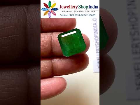 Product video thumbnail