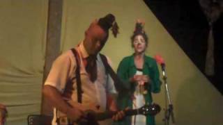 preview picture of video 'The blues clowns in Sao Miguel do Gostoso, Brazil'