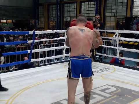 Pelea de Cesar "LA PESADILLA" Benitez (LUNGCHIDO)