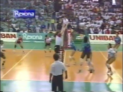 Superliga de Volei 98/99 - Uniban São Bernardo x Rexona Curitiba - Finais - Lances do 1º e 3º jogos