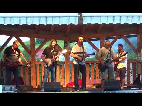 Taverna newgrass - TAVERNA - Tulácká
