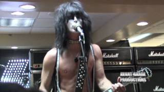 Mr. Speed - I'm an Animal (Live) KISS Expo 2010