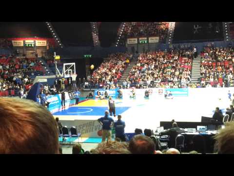 BBL Slam Dunk Competition ( 1st Round ) during the 2012 BBL Cup Final