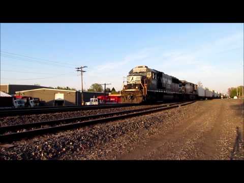 NS SD60 on Train I05 in Chesterton