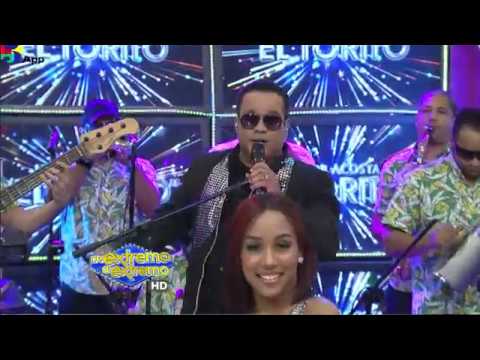 El Torito Hector Acosta Popurri En Vivo De Extremo a Extremo