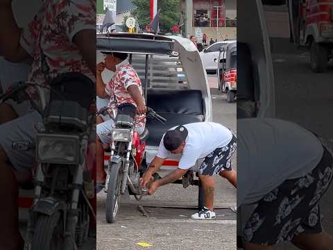 La moto 🏍️ frenada🤣