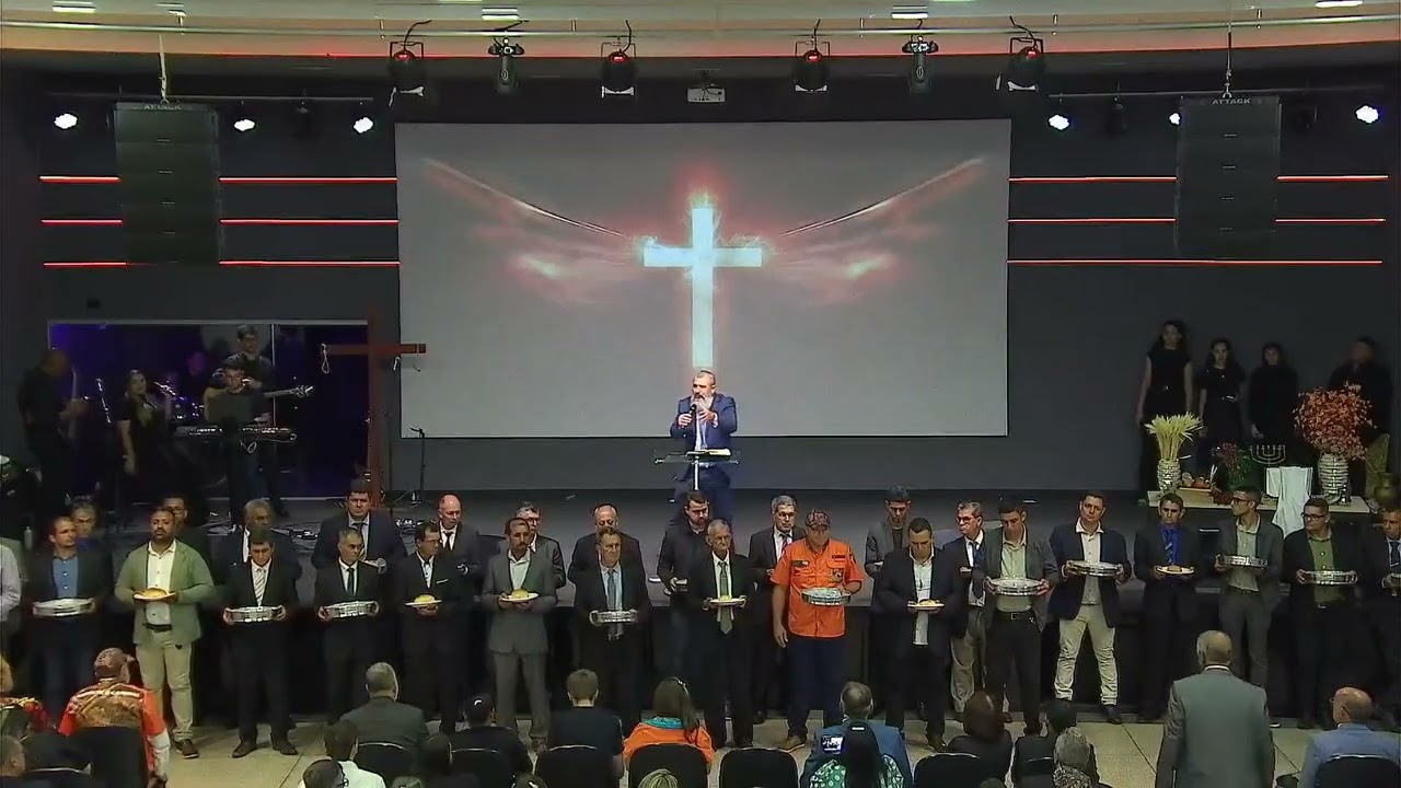 Ceia na convenção geral Ministério Vida de Deus.