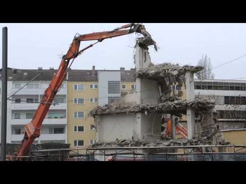 Excavator demolition is not extreme the end is normal