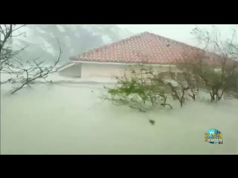 視頻捕捉到颶風 "多裡安 "在巴哈馬的破壞路徑。 (Videos capture Hurricane Dorian's path of destruction in Bahamas)
