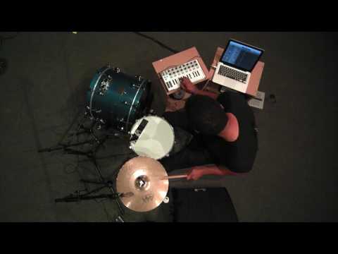 Deantoni Parks: 'Humani Machina' and 'Cybernetic Looping' live | Loop
