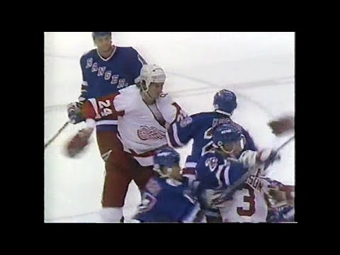 93/94 RS: NYR @ Det Highlights - 12/17/93