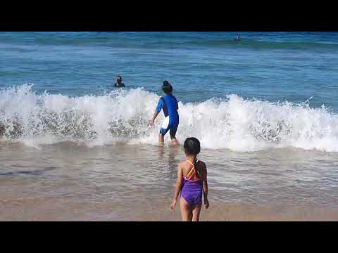 Gurparsad & Harleen on Manly Beach