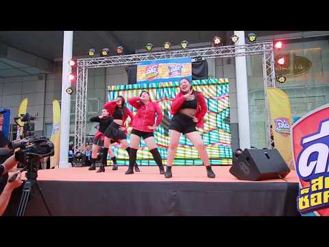 180121 "Moo-Pink" cover "BLACKPINK"(불장난+마지막처럼) @ Central World(DeeDo Street Dance Show)