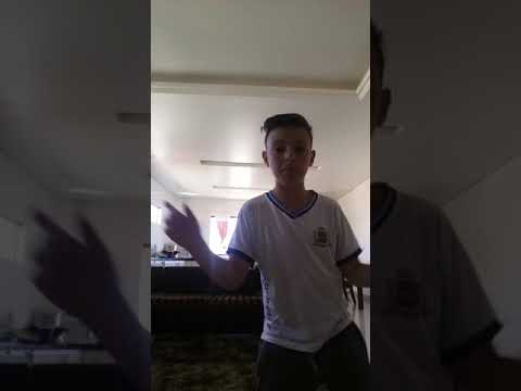 Eu dansamdo funk do prof girafales