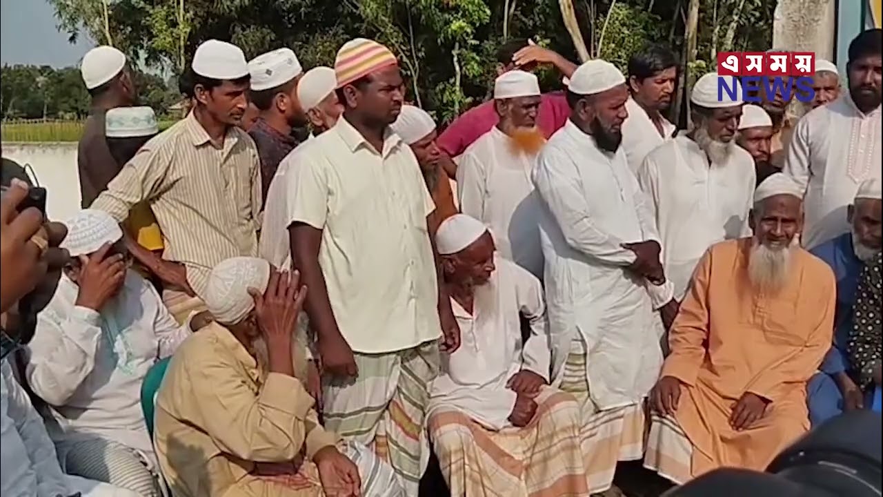 মিথ্যা নিউজের প্রতিবাদে পাবনার সুজানগরে সংবাদ সম্মেলন করেছে কবরস্থান কমিটির সদস্য ও এলাকাবাসী।