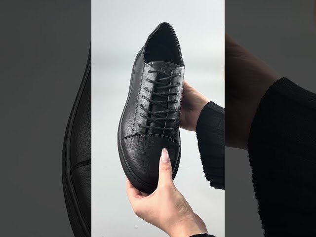 Чоботи жіночі шкіряні байка хутро 592641 Чорний Кеди чоловічі шкіряні 589987 Чорні