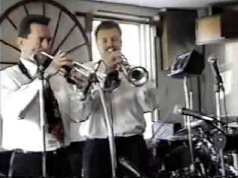 Eddie Blazonczyk's Versatones (1994) - Hello Everybody Polka