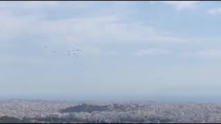 NATO-Kampfflugzeuge über der Akropolis