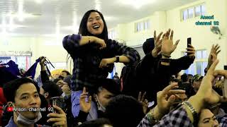 Download lagu 🔴😍KECEWA ] RIBUAN PENONTON AMBYAAR WA KANCIL & WA KOSLET CEWEK JOGET AMBYAARR. mp3