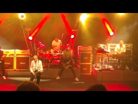 Status Quo - Proposin' Medley (live Sentrum Scene, Oslo - 25 April 2017)