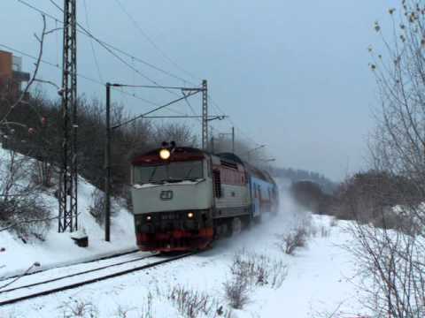 749 182 na čele os. 9055 - Praha Michle - průjezd - 19.12.2010.