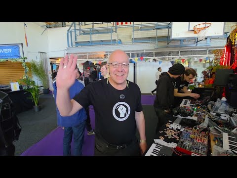 Superbooth 2025 - Robert from tangible waves