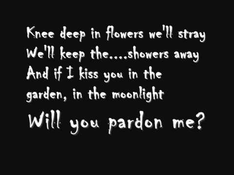 Tip Toe (Through The Tulips) Tiny Tim - Insidious Lyrics