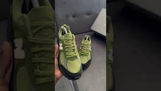 Download lagu THE BASEMENT x NEW BALANCE 2002r “MOSS GREEN”. mp3