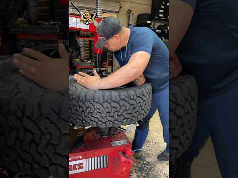 Lock off road wheels y Bfgoodrich ko2 tires #reyestireshop