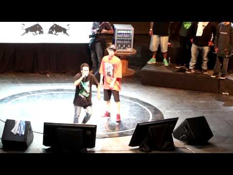 [DTOKE VS. SHECKA] FINAL RED BULL BATALLA DE LOS GALLOS 2015 ARGENTINA