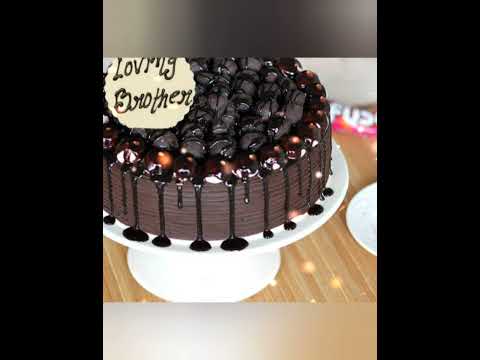 see the family cake 🥰