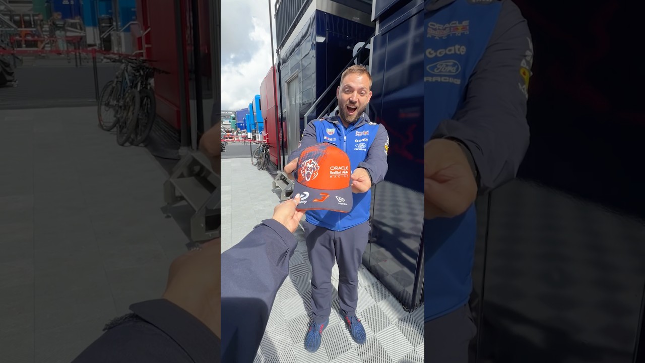 Ready for the #DutchGP with a gift from MV3 🫶🇳🇱 #F1 #RedBullRacing